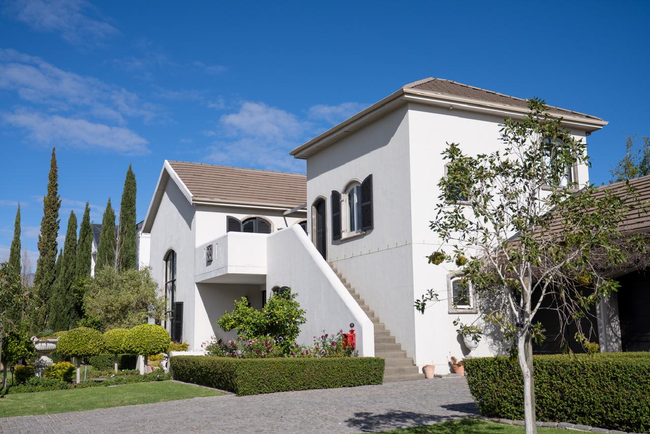 Completed estate home at Val de Vie, Cape Winelands